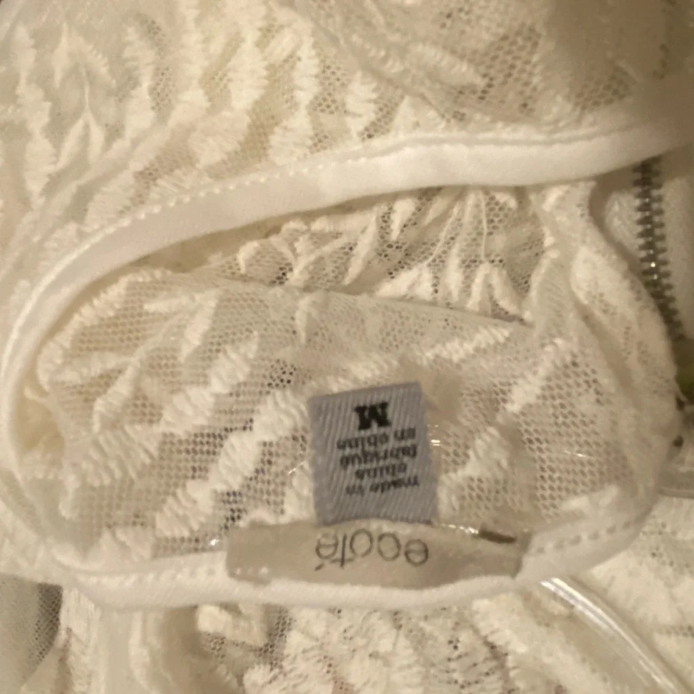 Super Sexy Lace dress or swim cover up, Size M - Picture 2 of 4